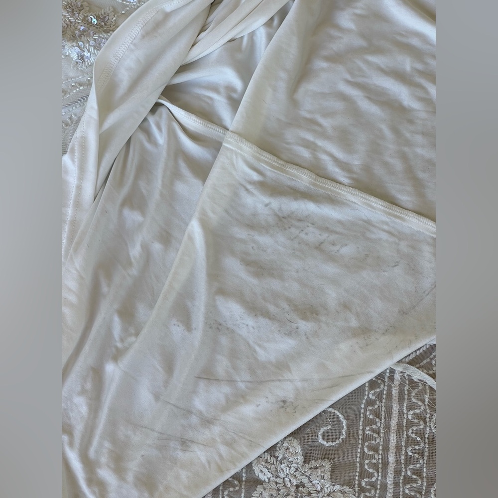 Lulu's White Lace Wedding Dress - Picture 9 of 16